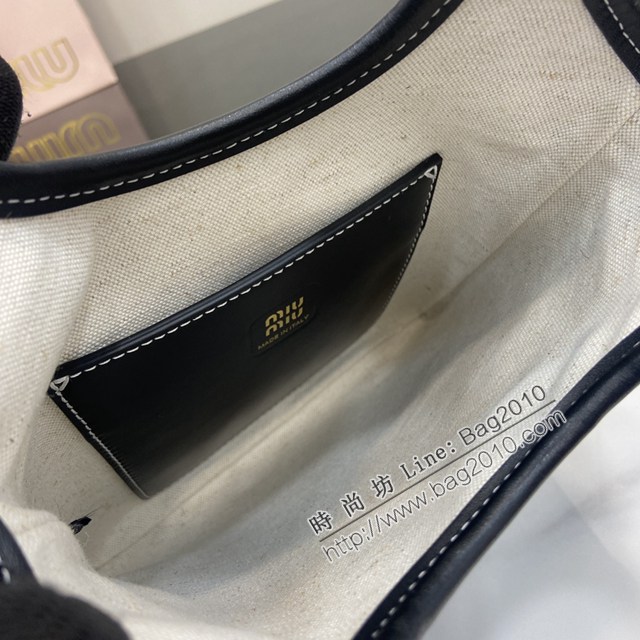 MIU MIU專櫃繆繆最新款迷你托特包手提包 jh2735型號：5BA281